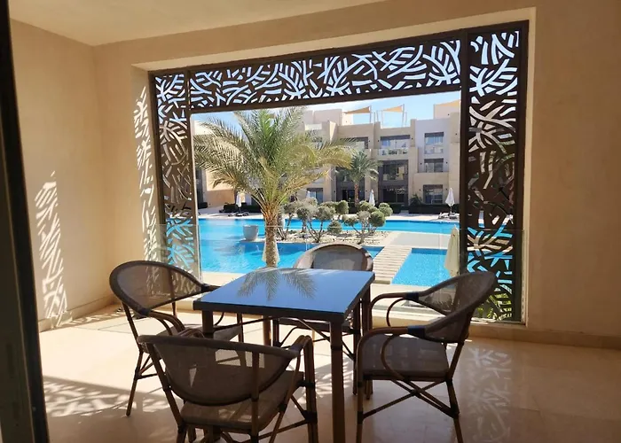 Elgouna - Mangroovy 2br - Pool & Sea View * 洪加達